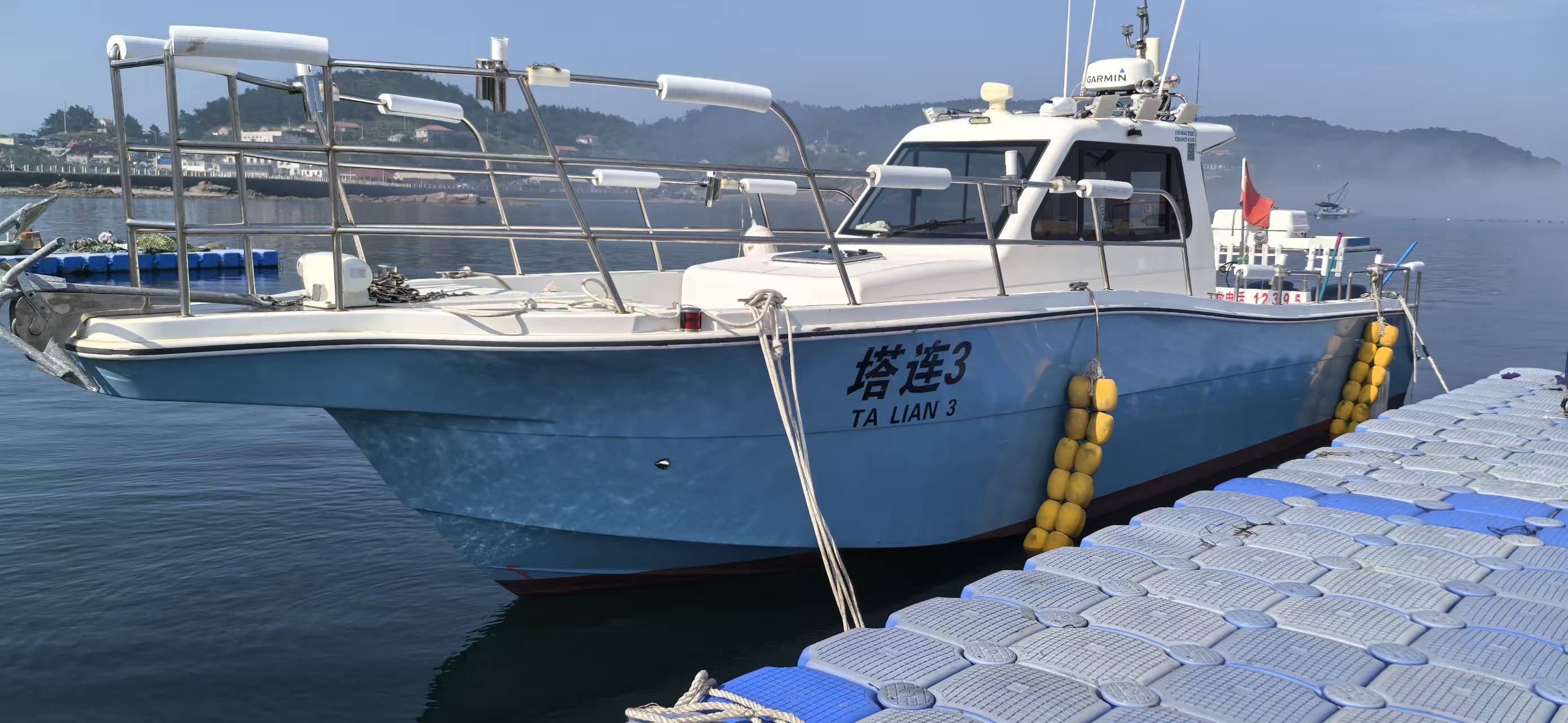 游艇.jpg