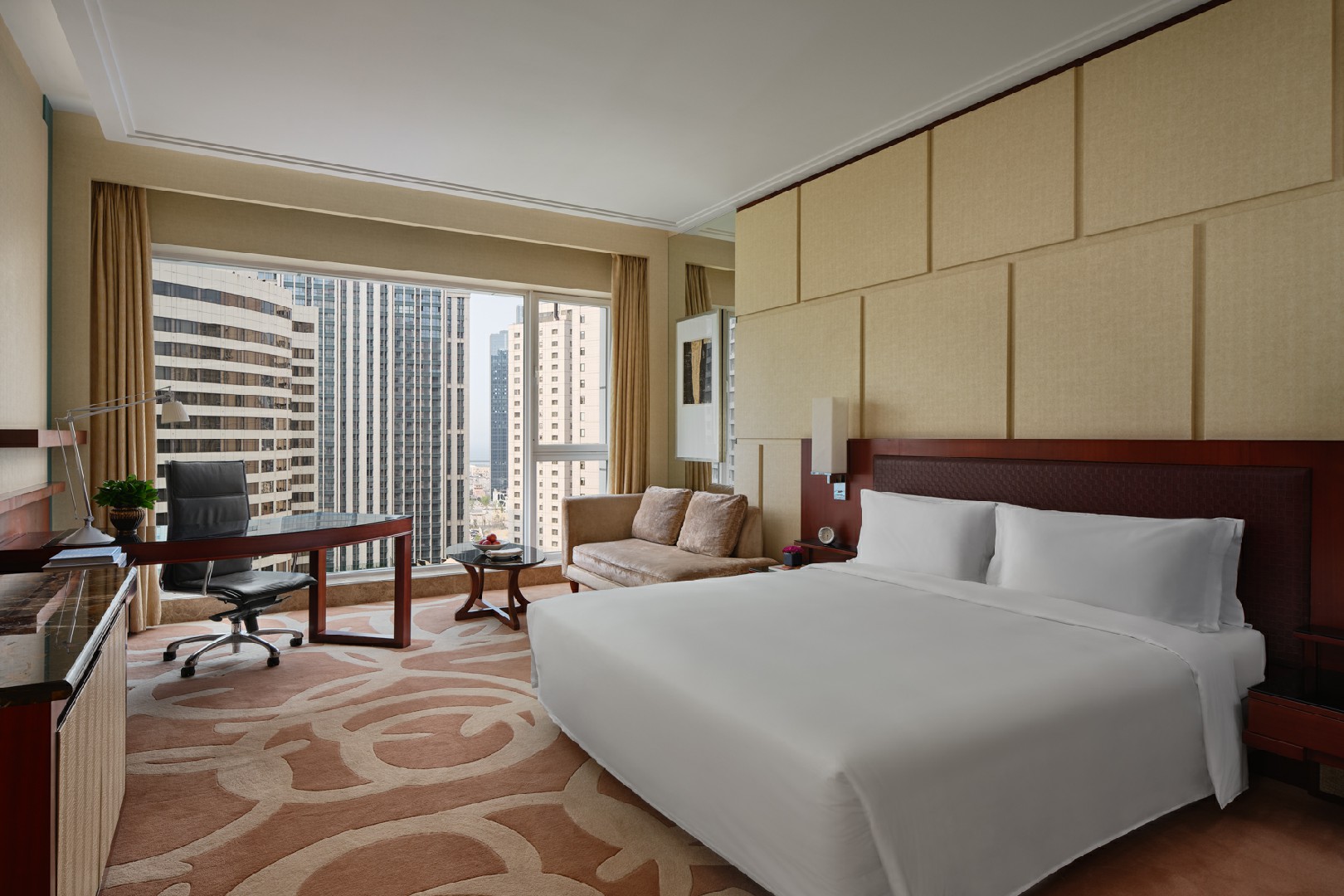 New World Dalian-Deluxe King.jpg